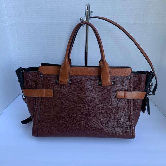SOLD Coach Swagger 37 Colorblock Ginger - Picture 2 of 8